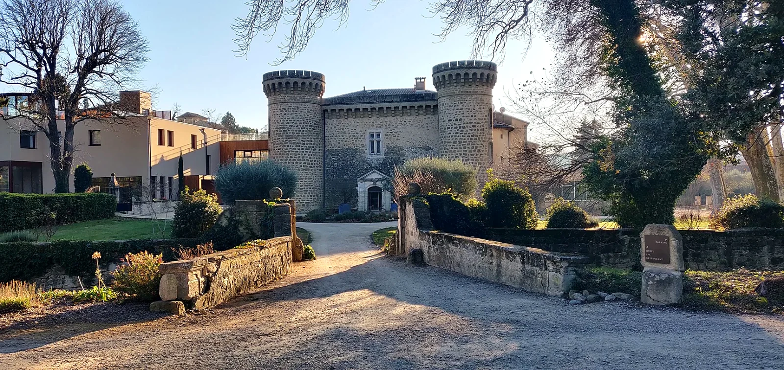 Château de Massillan — historical exterior photograph